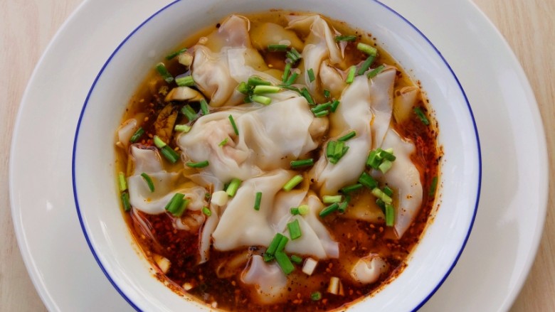 老麻抄手,洒<a style='color:red;display:inline-block;' href='/shicai/ 3232'>香葱</a>,简直太香了
