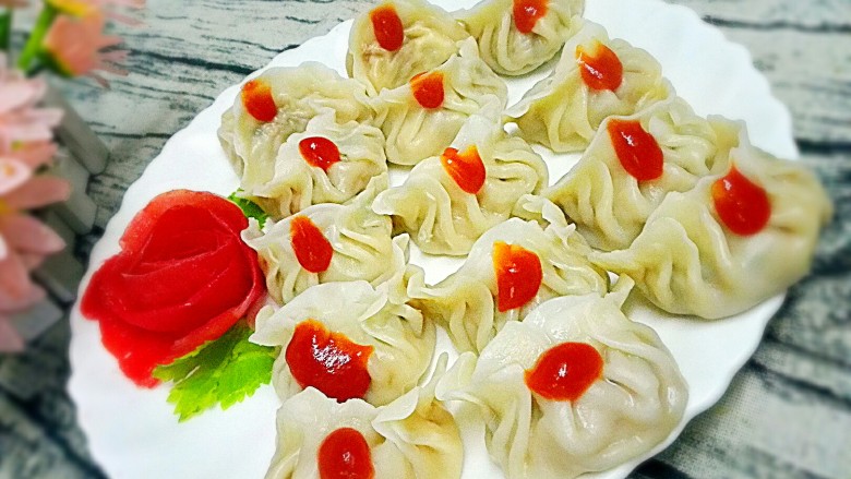 芹菜虾仁猪肉水饺+#人民的美食#,蒸,煮,煎都非常好吃,