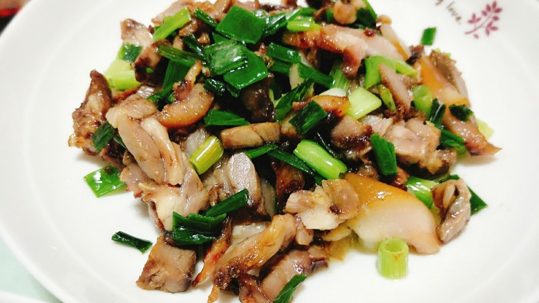 小白菜鸡蛋素馅儿饺子#人民的美食#,特写一(葱花炒卤肉)
