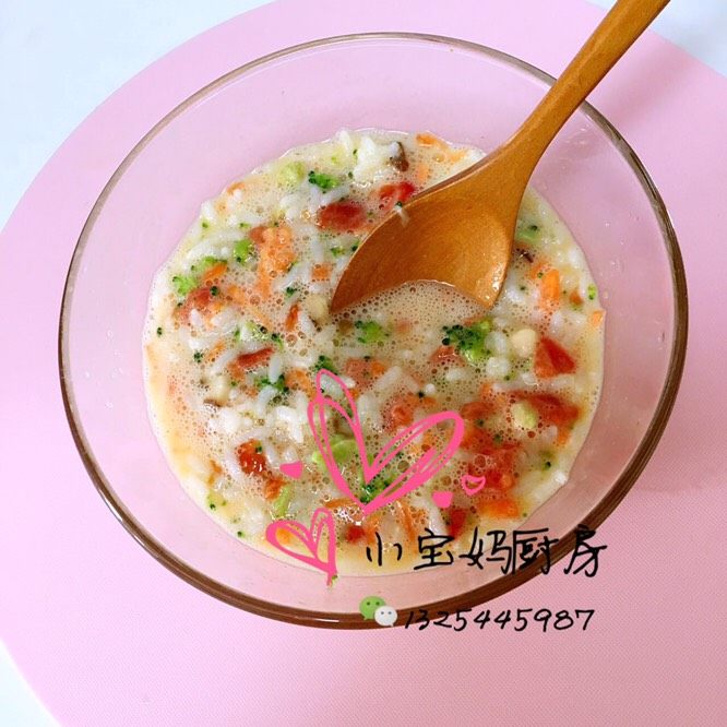 米饭炖蛋,所有食材搅拌均匀，加适量清水