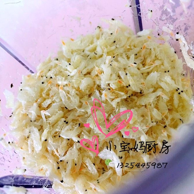 自制虾皮粉,至水份炒干