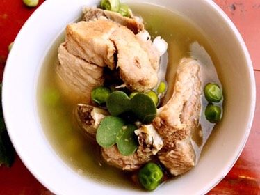 清炖排骨,妈妈的味道(二),汤清肉香。