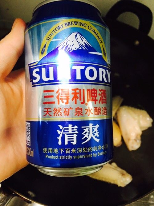 啤酒鸡翅,啤酒出场啦