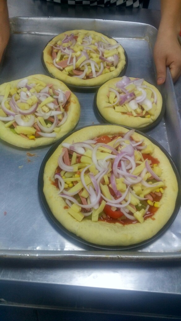 披萨,炉温上火200
下火0
15分钟