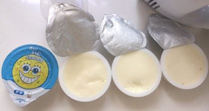家庭版豆乳盒子,加入干酪,我用的未来星原味干酪,一盒四个。如果有奶油奶酪,提前软化加入