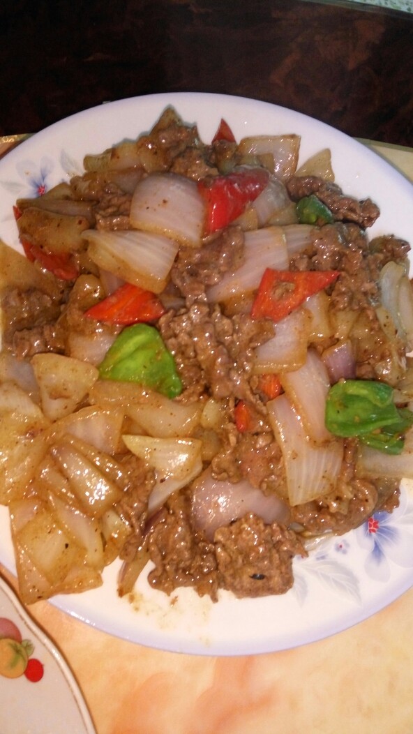 洋葱炒牛肉