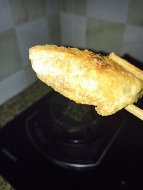 炸鸡翅
,再炸一会捞出来
