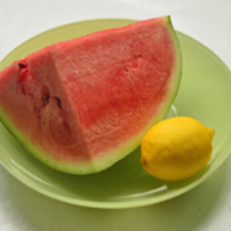 🍉西瓜沙冰,准备好🍉西瓜和柠檬🍋