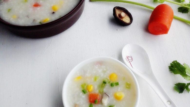 玉米胡萝卜香菇粥,成品图3