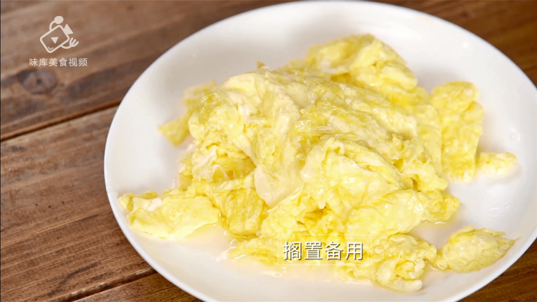 苦瓜炒鸡蛋,夏季最解暑的快手菜,炒鸡蛋