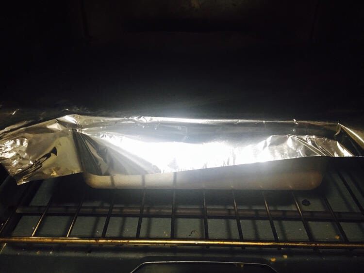 懒蛋蛋挤挤包,14.180度,30分钟,底层,全层覆盖锡纸!以防上色!