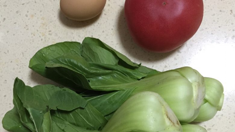 青菜鸡蛋面,食材准备