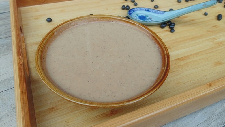黑豆红枣豆浆,成品图