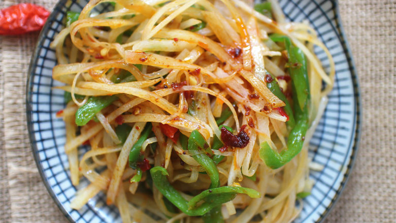 凉拌酸辣土豆丝,好吃