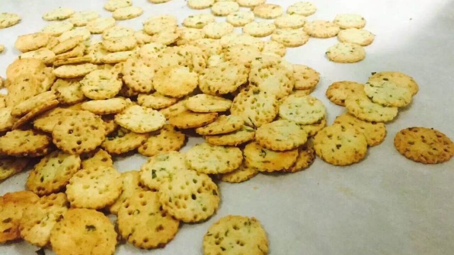 香葱芝士薄脆饼干