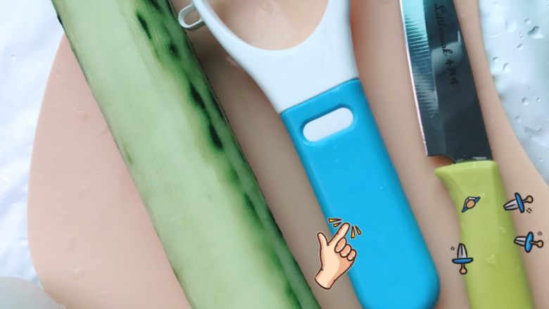 响油黄瓜
,不用刀……认真看……