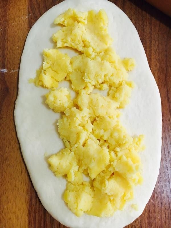 奶黄面包,像包饺子一样收口!