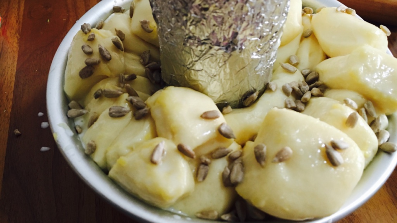 日式香浓练乳面包,很可爱,像棉花糖似的。