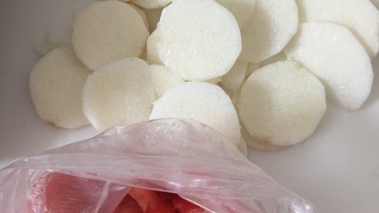 山药西红柿,准备好材料哦