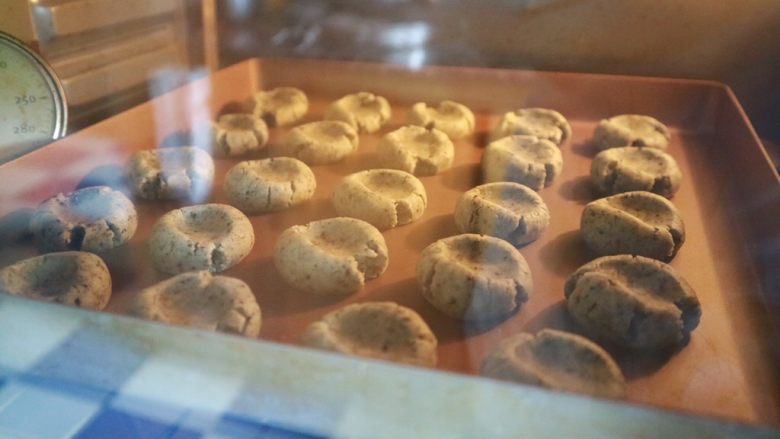 海苔玛格丽特(宝宝版),入烤箱。170度烤15-20分钟
