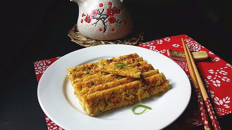 鸡蛋米饭饼,成品图