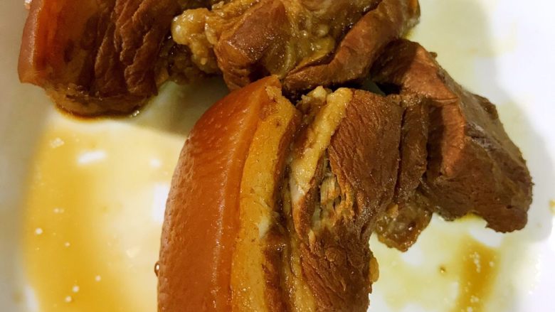 肉夹馍(居家版),煮至用筷子轻轻插瘦肉能插透即可