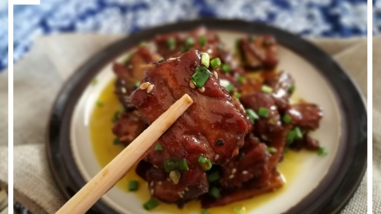 糖醋排骨,来,夹一口吃