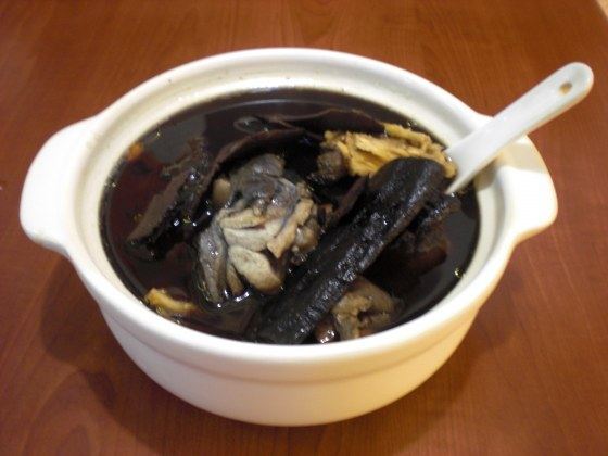 当归乌骨鸡汤