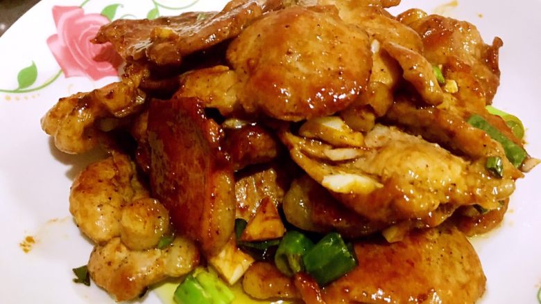 香煎五花肉,绝对的下酒菜,小侄女最爱吃的肉肉,哈哈