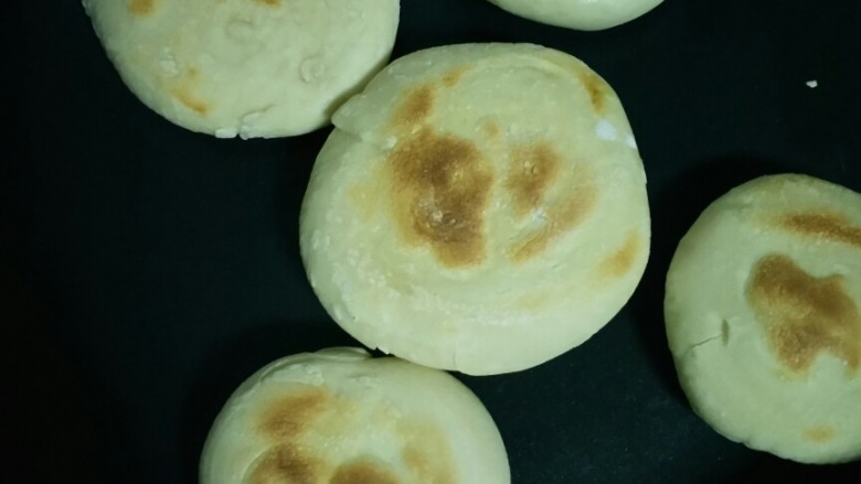 青椒肉丝夹馍,变色了,翻个身