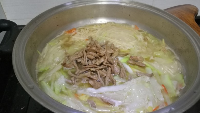 西葫芦肉丝面