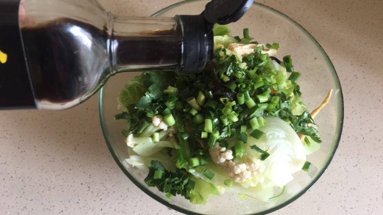 夏日减肥食谱之凉拌菜,少许醋,喜欢酸的多放