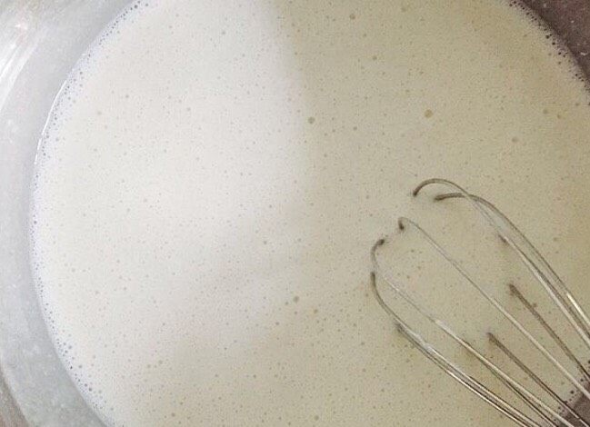可可麻薯软欧,表面裹上保鲜膜 蒸到看不了白色 熟透