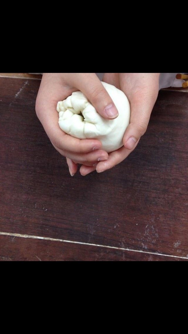 黄桥烧饼制作,虎口收起
