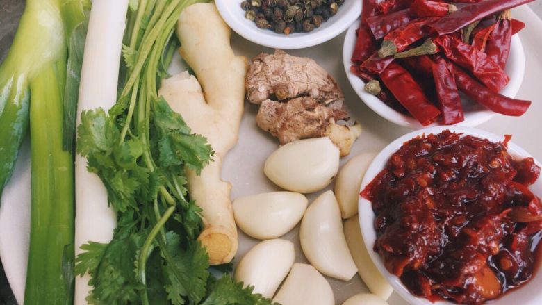 川味儿麻辣小龙虾,佐料准备~