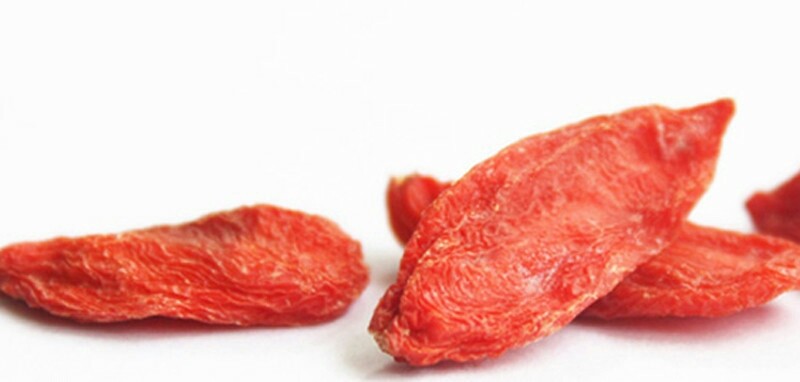 豆浆排骨汤,小火煮至排骨熟烂，然后将惠尔宝打好的<a style='color:red;display:inline-block;' href='/shicai/ 467'>豆浆</a>倒入容杯中。