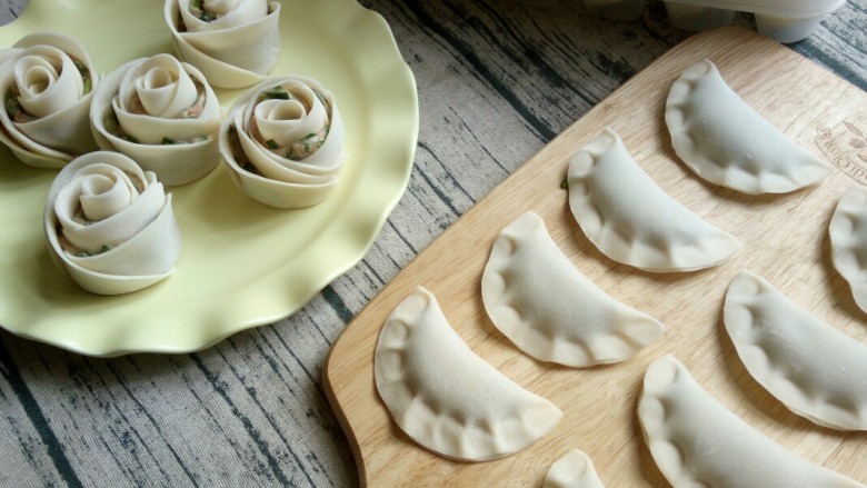 手工花边饺子,花边饺子和玫瑰饺子