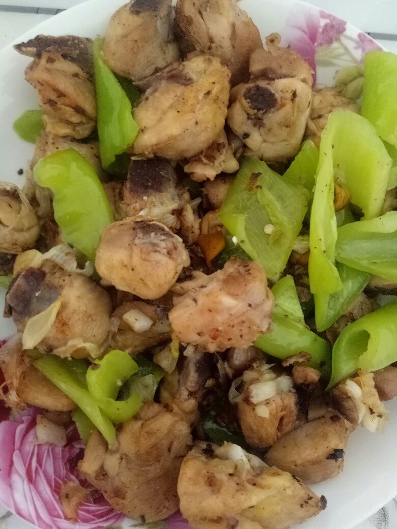 辣椒炒鸡腿