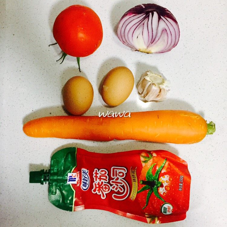 花样吃蛋—你好呀,北非蛋!,将所需材料准备好(家里没有<a style='color:red;display:inline-block;' href='/shicai/ 61'>青椒</a>所以没放,有的话最好放一些颜色更漂亮)