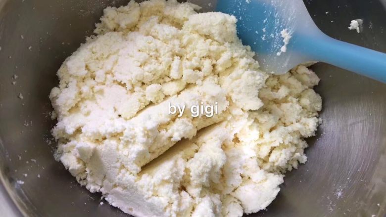 无面粉版全牛奶冰淇淋曲奇,先用刮刀大致拌勻