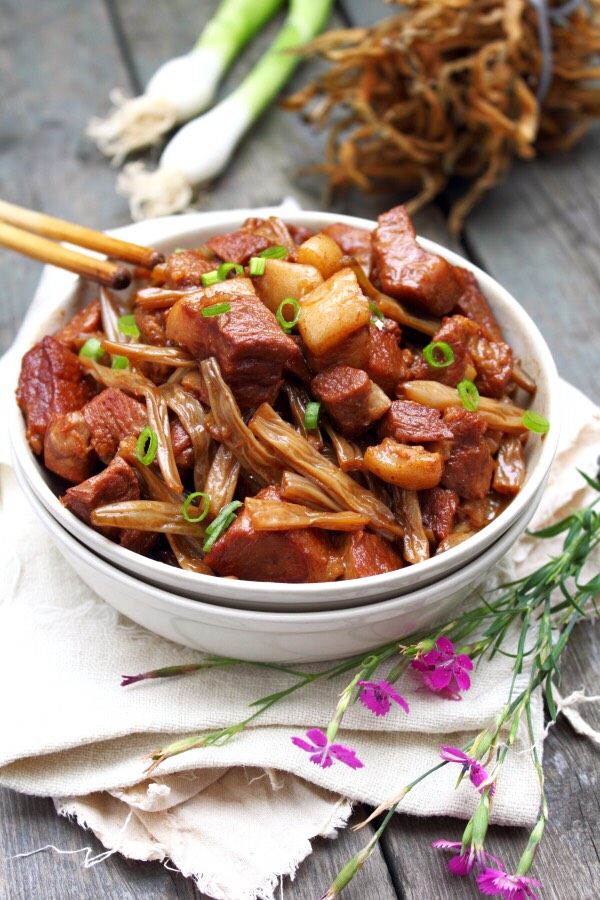 干豆角烧肉,请你享用啊!