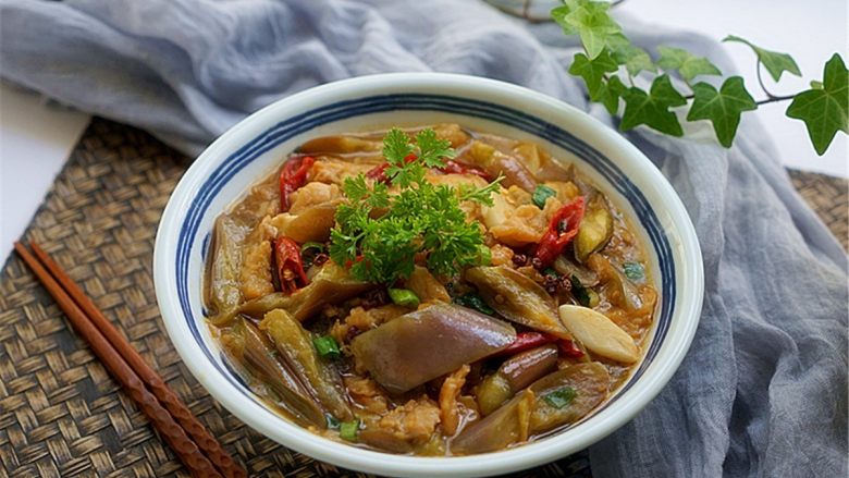 鱼味茄子,装盘,美味即享