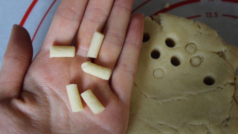 指尖陀螺饼干:真的能转😱,切多点
