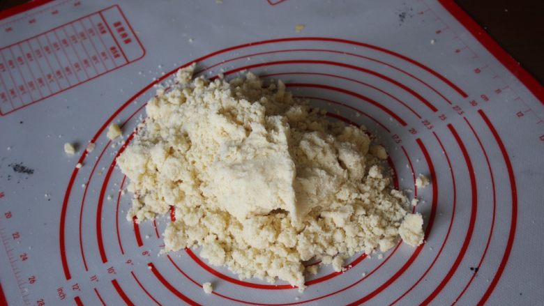 指尖陀螺饼干:真的能转😱,放到一个平面上
