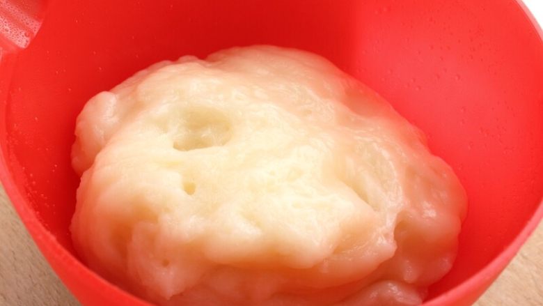 闽台风味茶点心豆沙糯米糍,6.如此反复多次到面糊完全熟透,我总共用了7分。