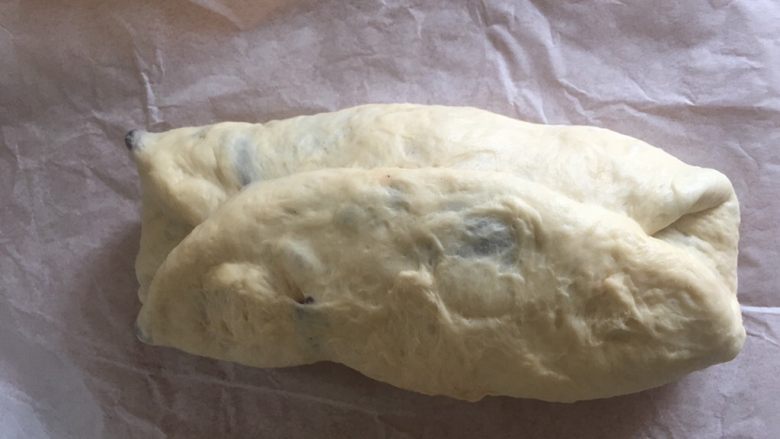 超级简单豆沙吐司,重复上两步折叠步骤