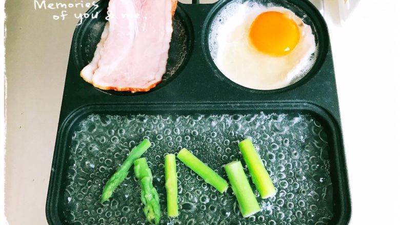 壹人食/阳光营养早餐,鸡蛋水煮至七八成熟(按个人口味定)