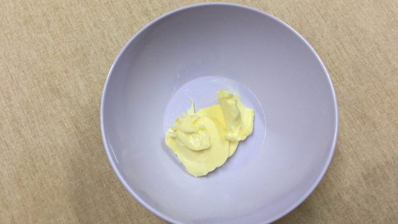 帕帕罗蒂面包,那记忆中的味道,黄油提前软化