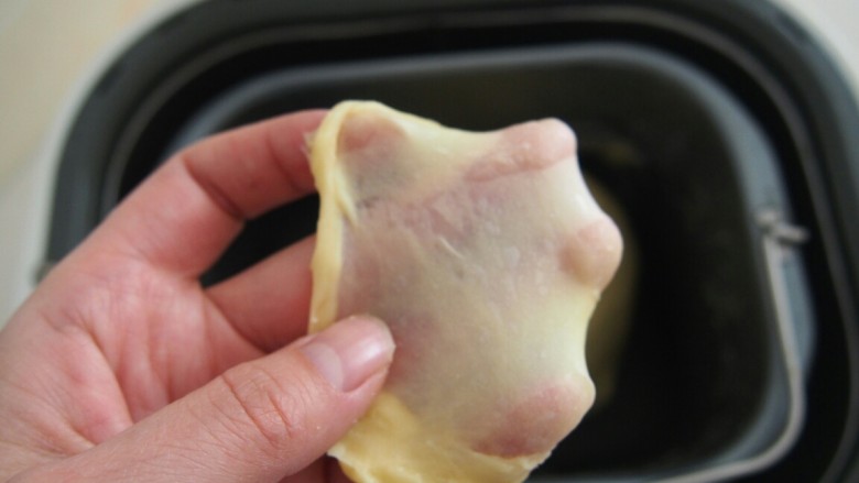 日常白吐司,揉至出膜