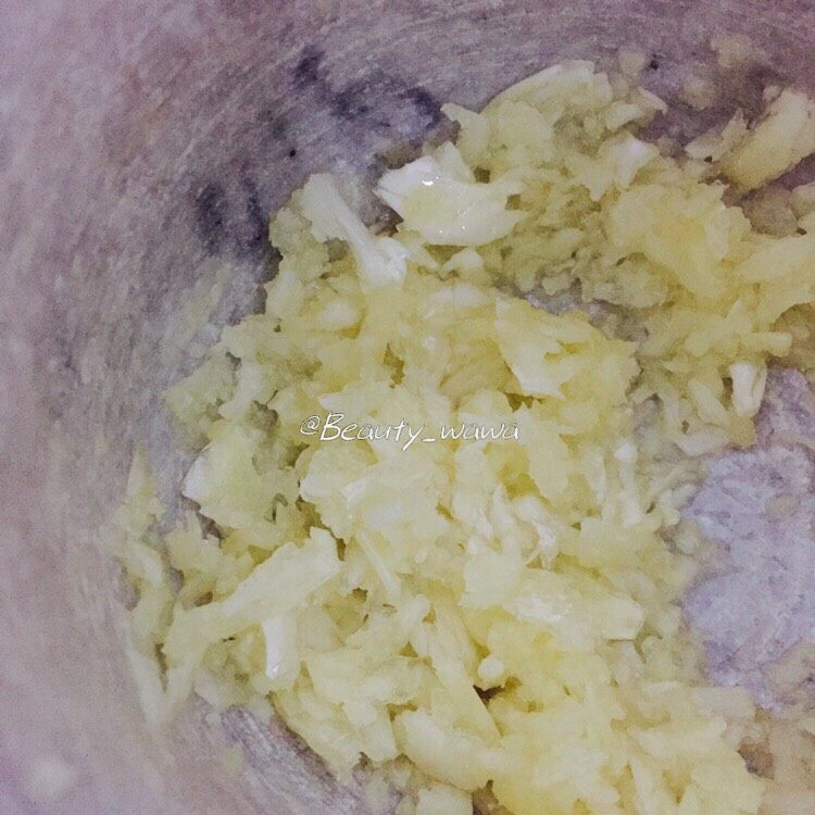 迷迭香蜂蜜柠檬烤鸡腿
娃娃健身餐,蒜捣碎,姜切末